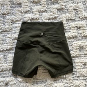 lululemon Align™ High-Rise Short 4"